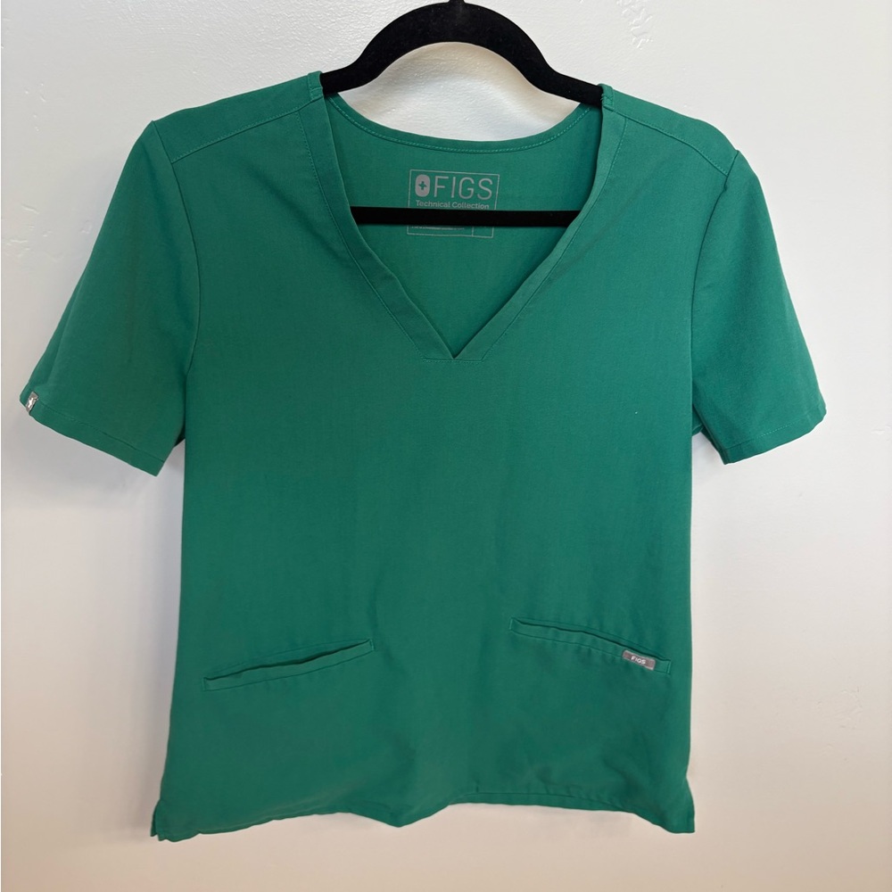 FIGS Casma Top